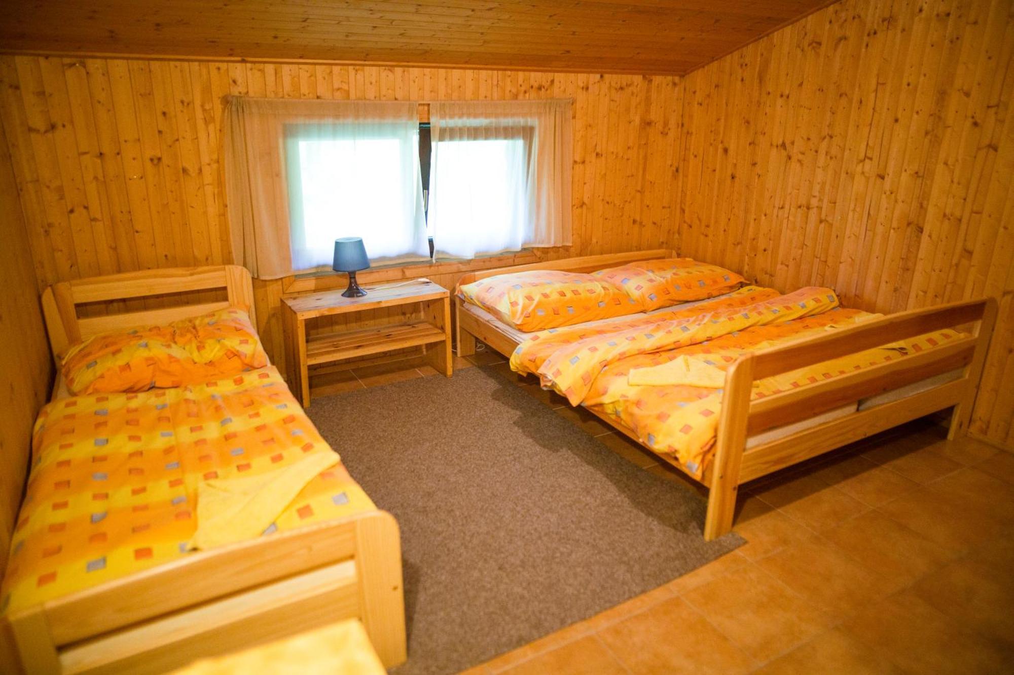 Komari Louka Nova Olesna Exterior photo