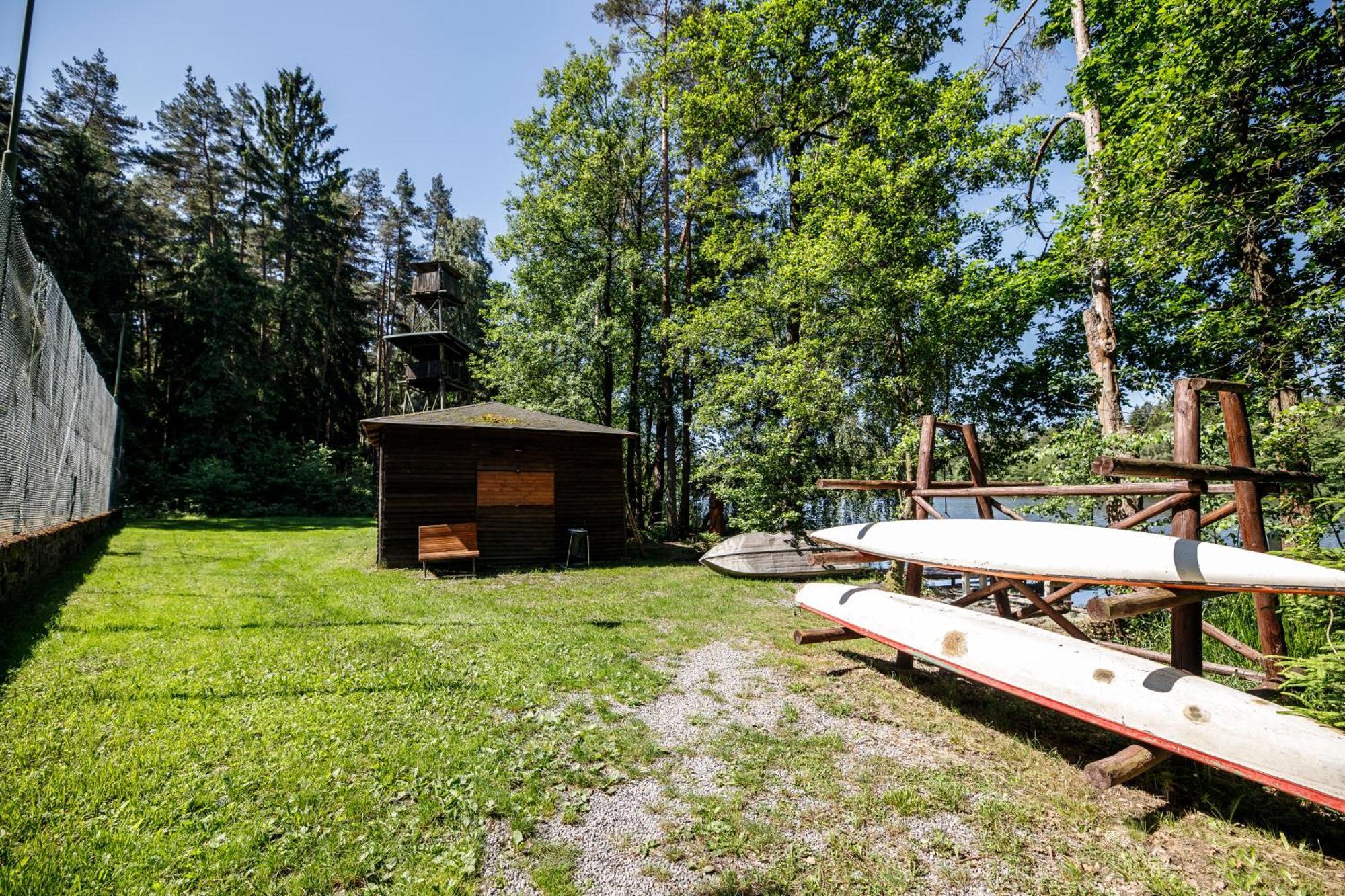 Komari Louka Nova Olesna Exterior photo