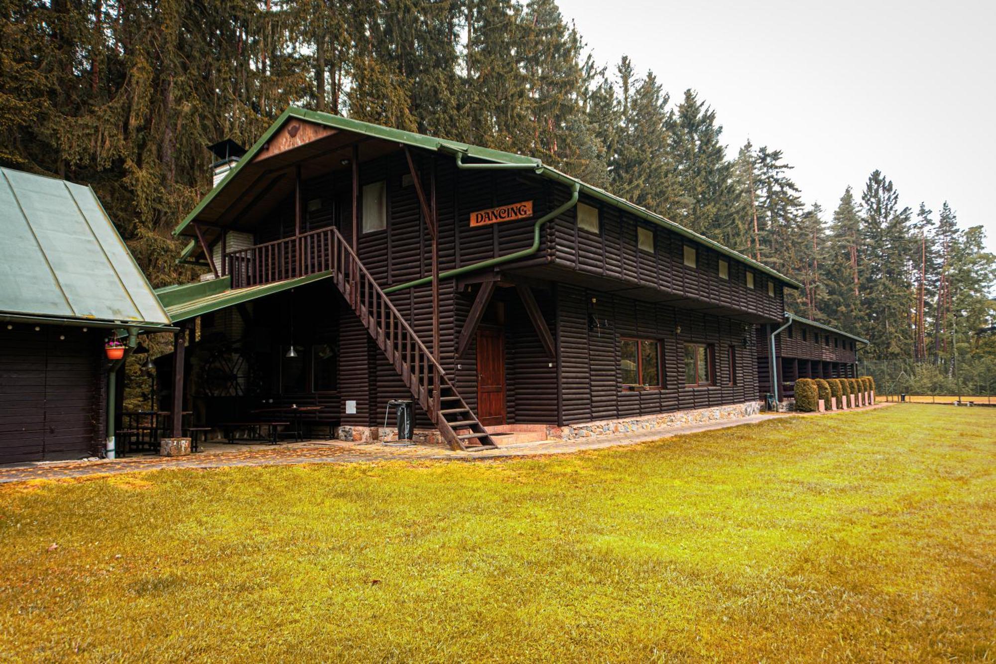 Komari Louka Nova Olesna Exterior photo