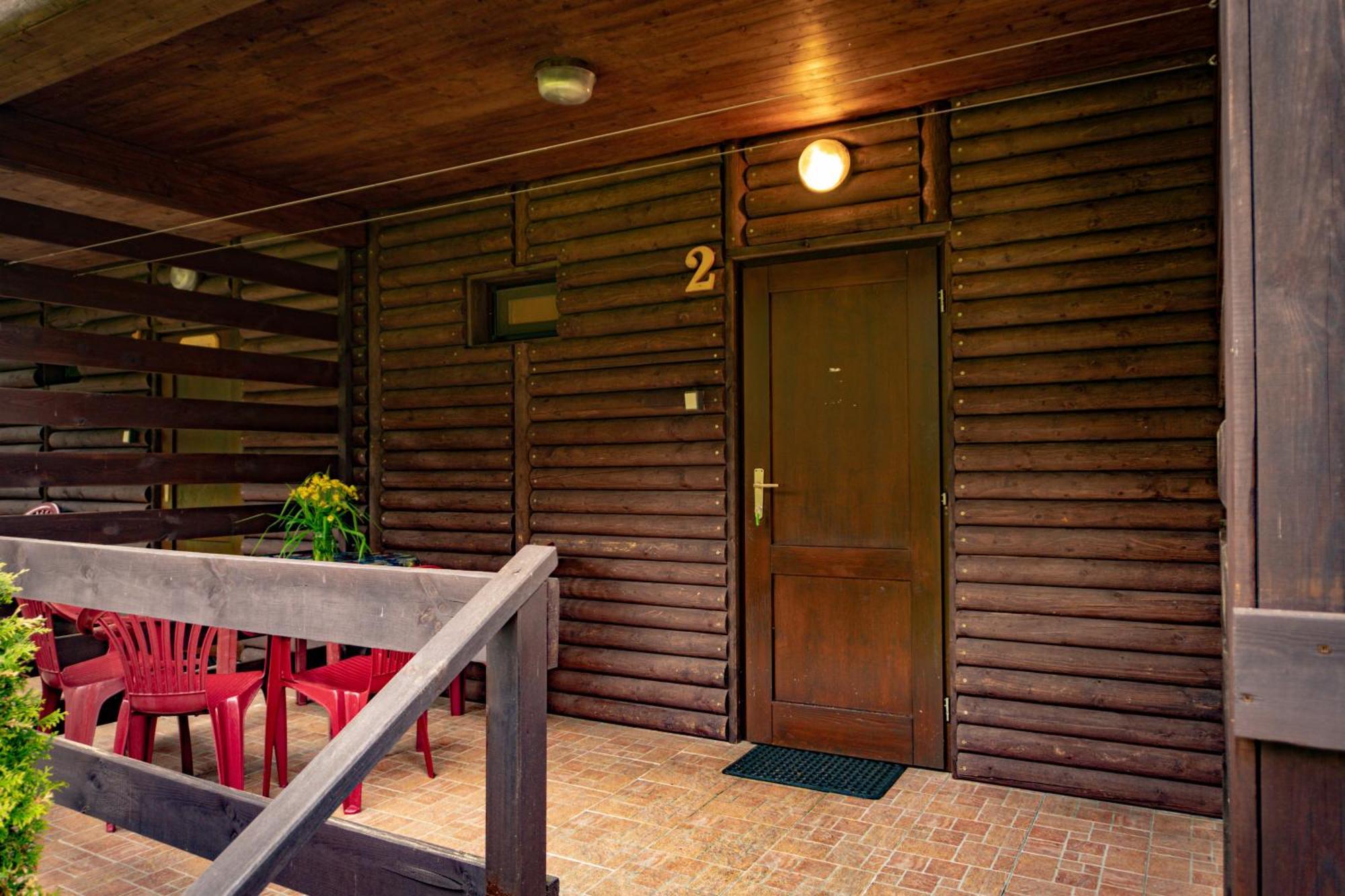Komari Louka Nova Olesna Exterior photo